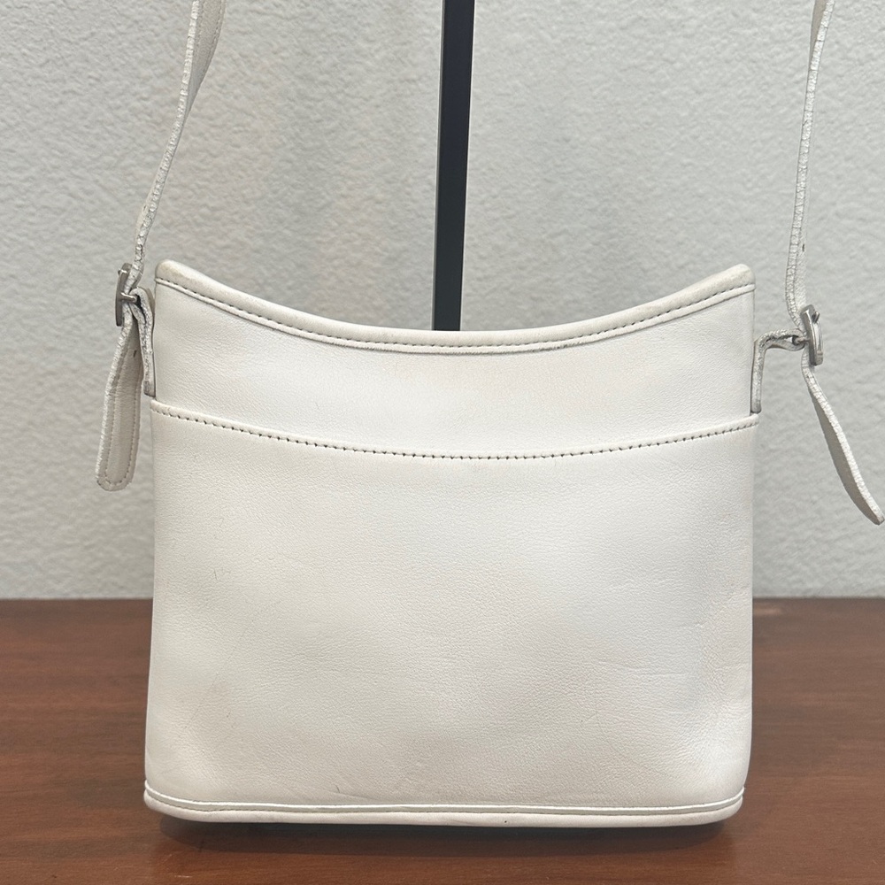 Vintage Coach White Leather Mambo Crossbody Shoulder Bag